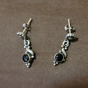 Sterling silver earrings with onyx stone